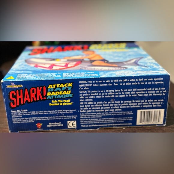 SOLD Vintage 2001 Shark Attack Raft Inflatable Pool Float Open Box - Picture 2 of 3